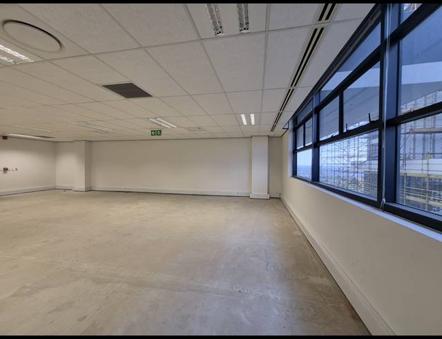 124M² OFFICE TO LET IN ILLOVO